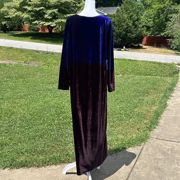 Liz Claiborne Velour Maxi Dress | Size XL - Picture 9 of 10